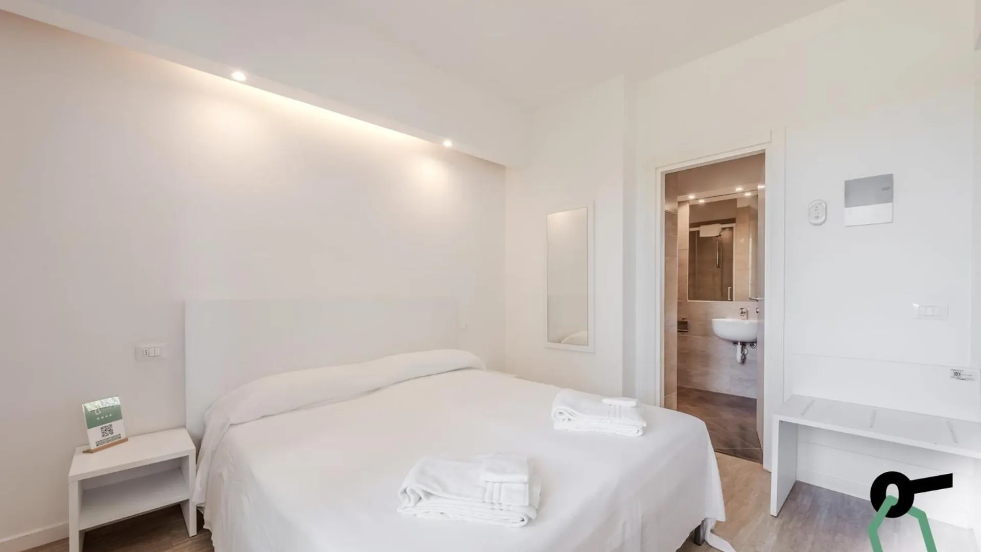 Hotiday Room Collection - Capo Stella Lacona 0*,  Italy